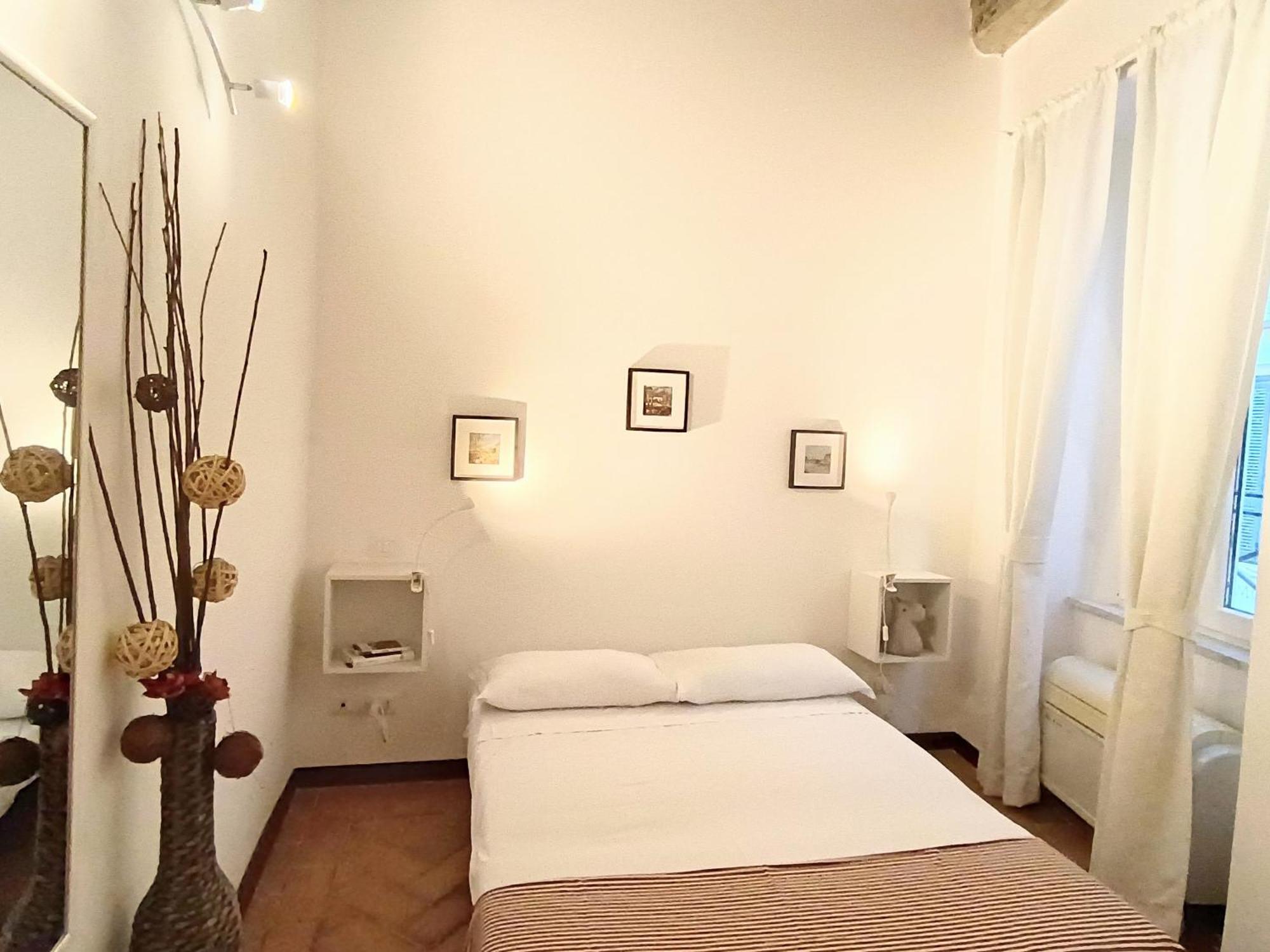 Piccolo Trevi Suites Рим Экстерьер фото