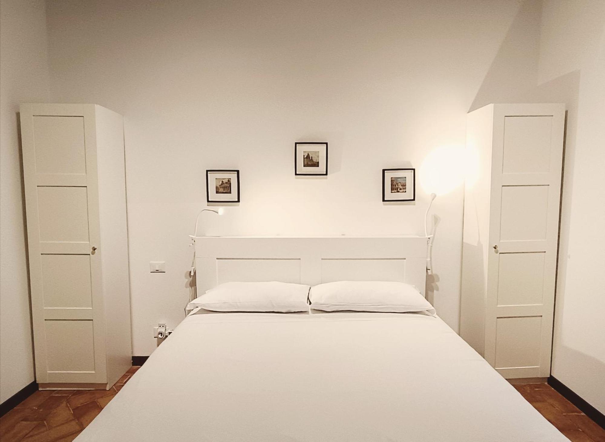 Piccolo Trevi Suites Рим Экстерьер фото